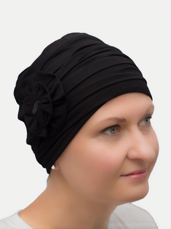 Pretty and elegant bamboo turban with lining and draping fabric, offering a voluminous, stylish fit, ideal for those with hair loss due to chemo