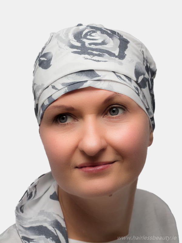 Elegant cotton scarf, lightweight and comfortable, perfect for managing hair loss and sensitive scalps