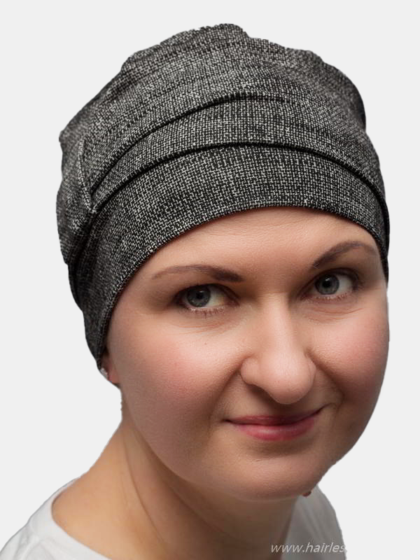 Comfortable Daisy turban with lining, made from high-quality cotton, perfect for affordable everyday wear for cancer, alopecia, or hair loss patients