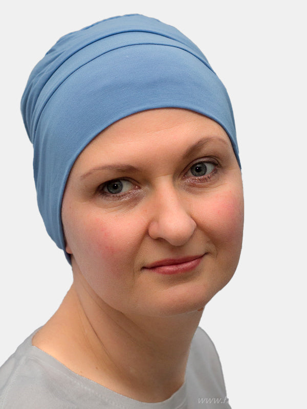 Comfortable Poppy hat for indoor and outdoor use, ideal for cancer patients