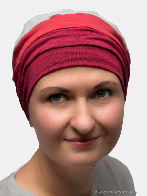 Comfortable hat for indoor and outdoor use, ideal for cancer patients